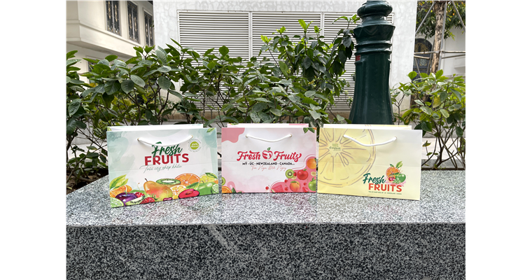 Mẫu túi giấy hot nhất cho trái cây nhập khẩu năm nay