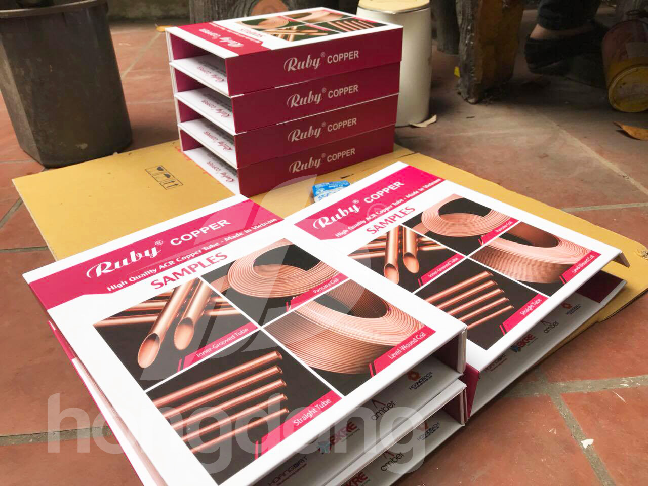 in-catalogue-bia-cung-gan-mau-ong-dong-1-