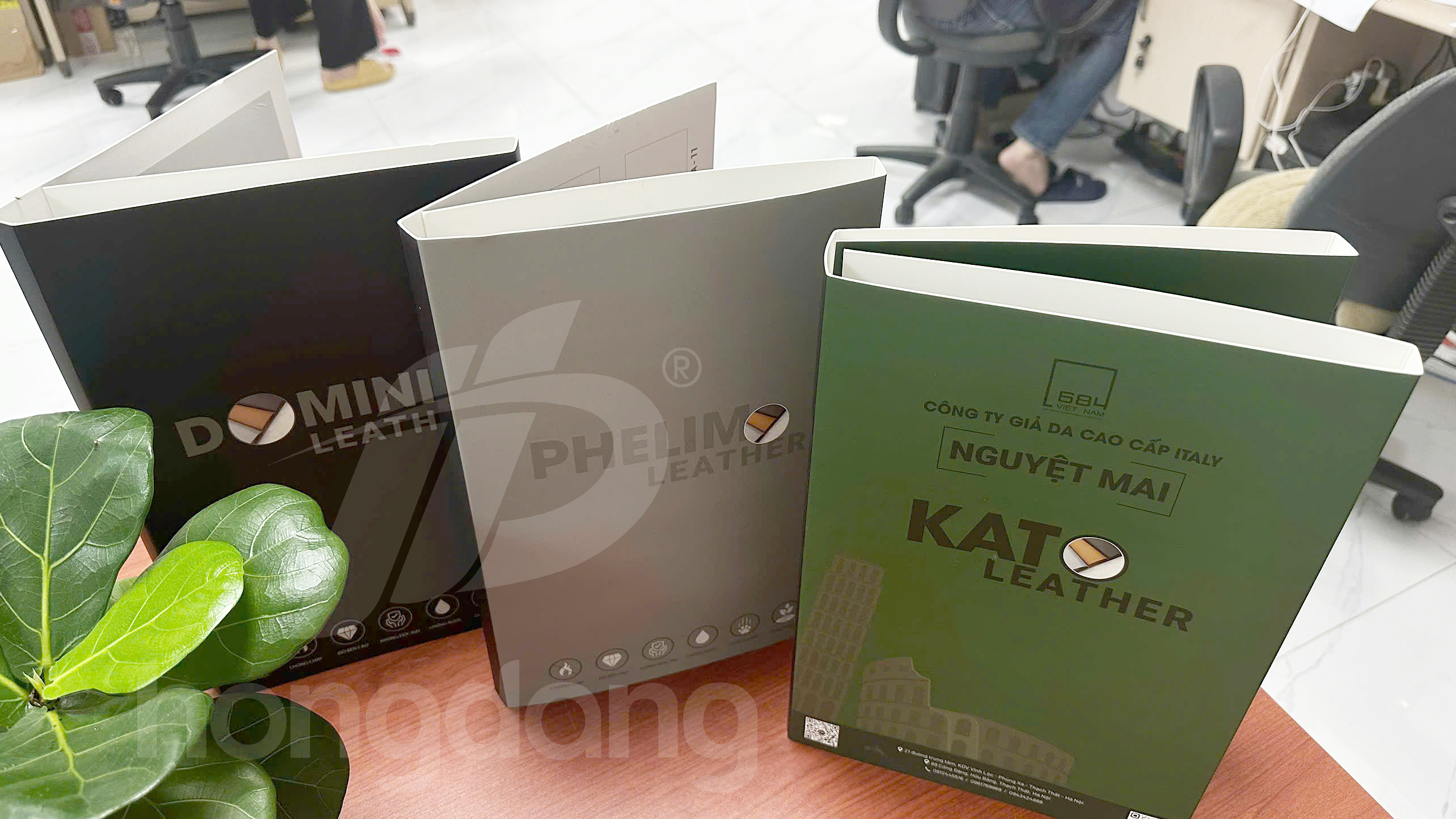 in-catalogue-bia-cung-gia-da-cao-cap-nguyet-mai-11-