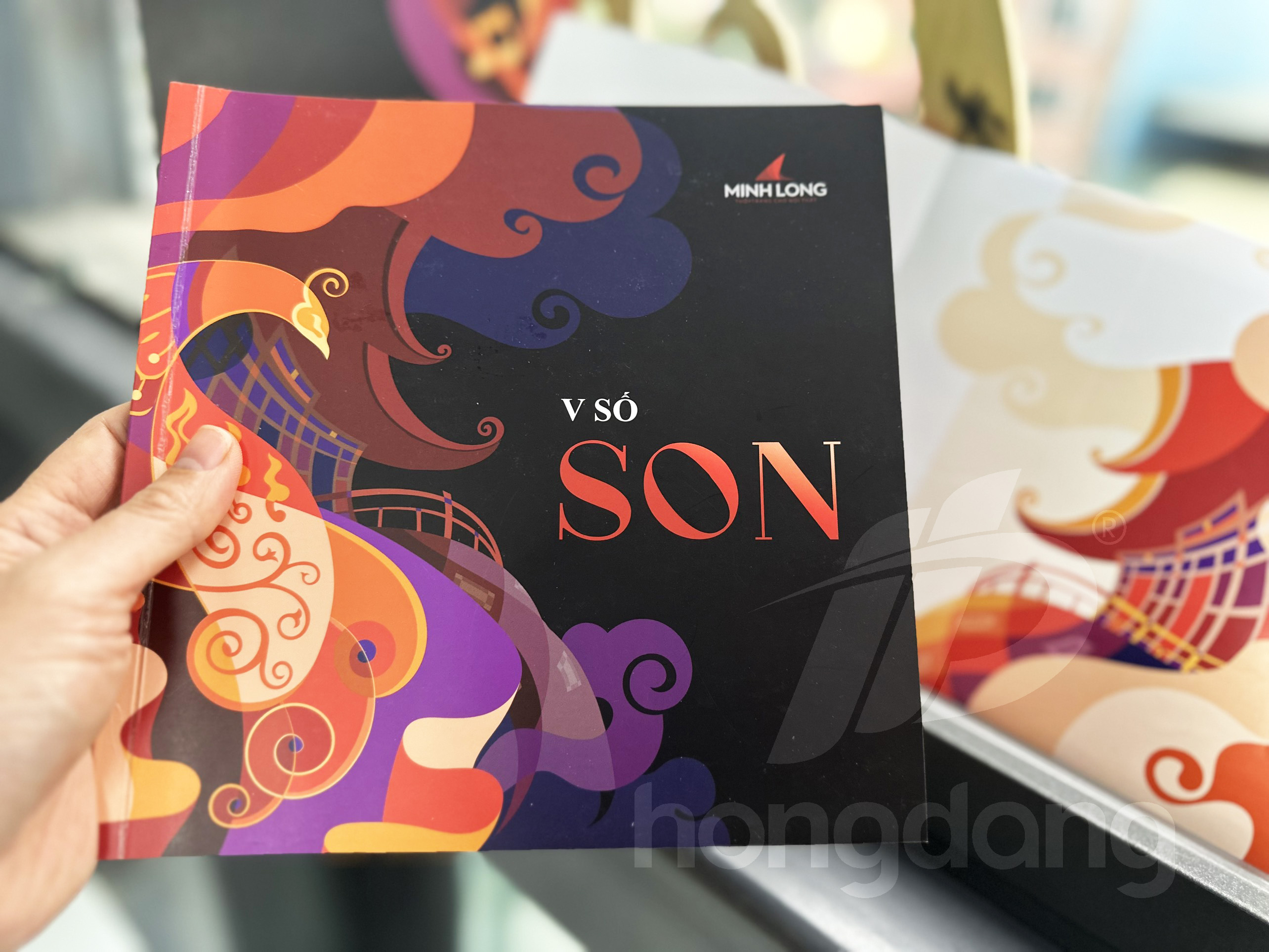 Mẫu Catalogue vuông