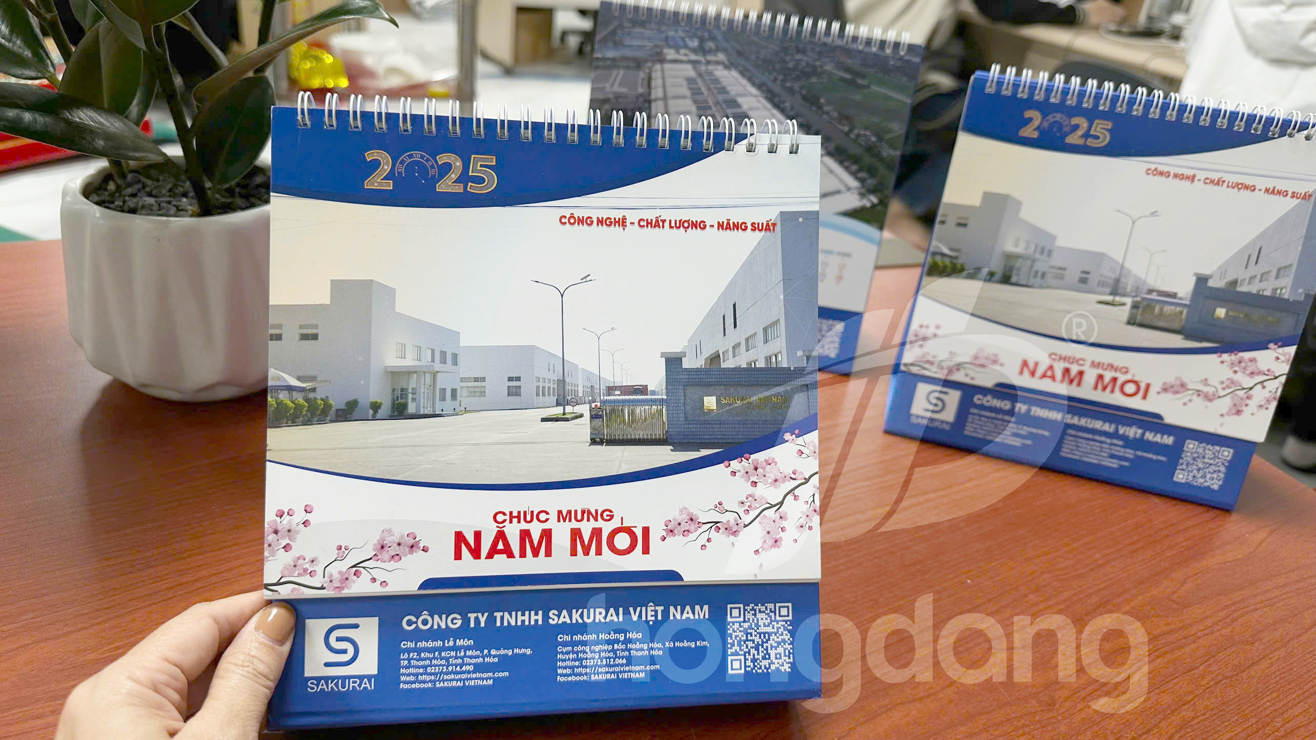 Lịch để bàn độc quyền - Công ty TNHH Sakurai Việt Nam