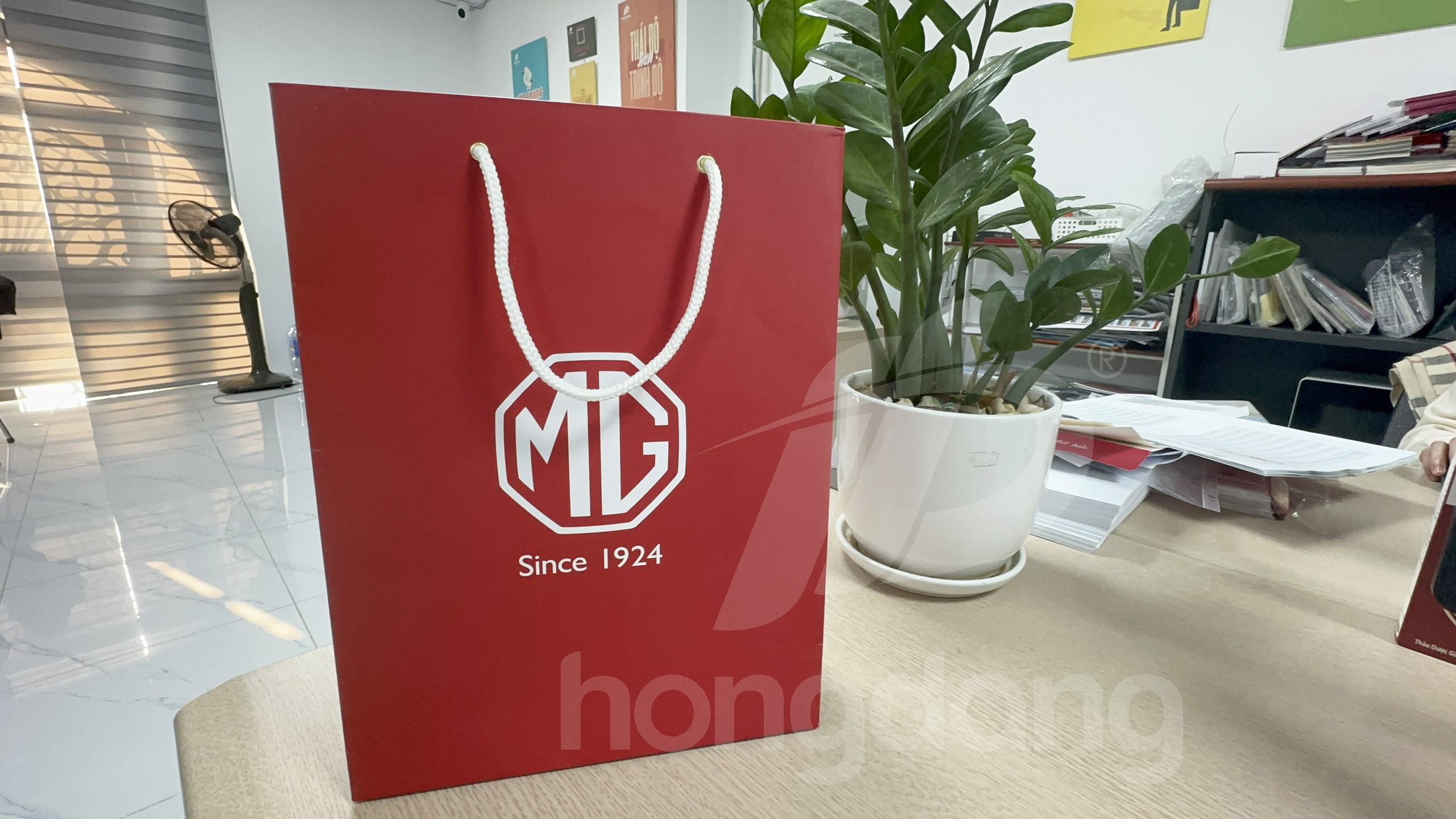 in-tui-giay-theo-yeu-cau-100-