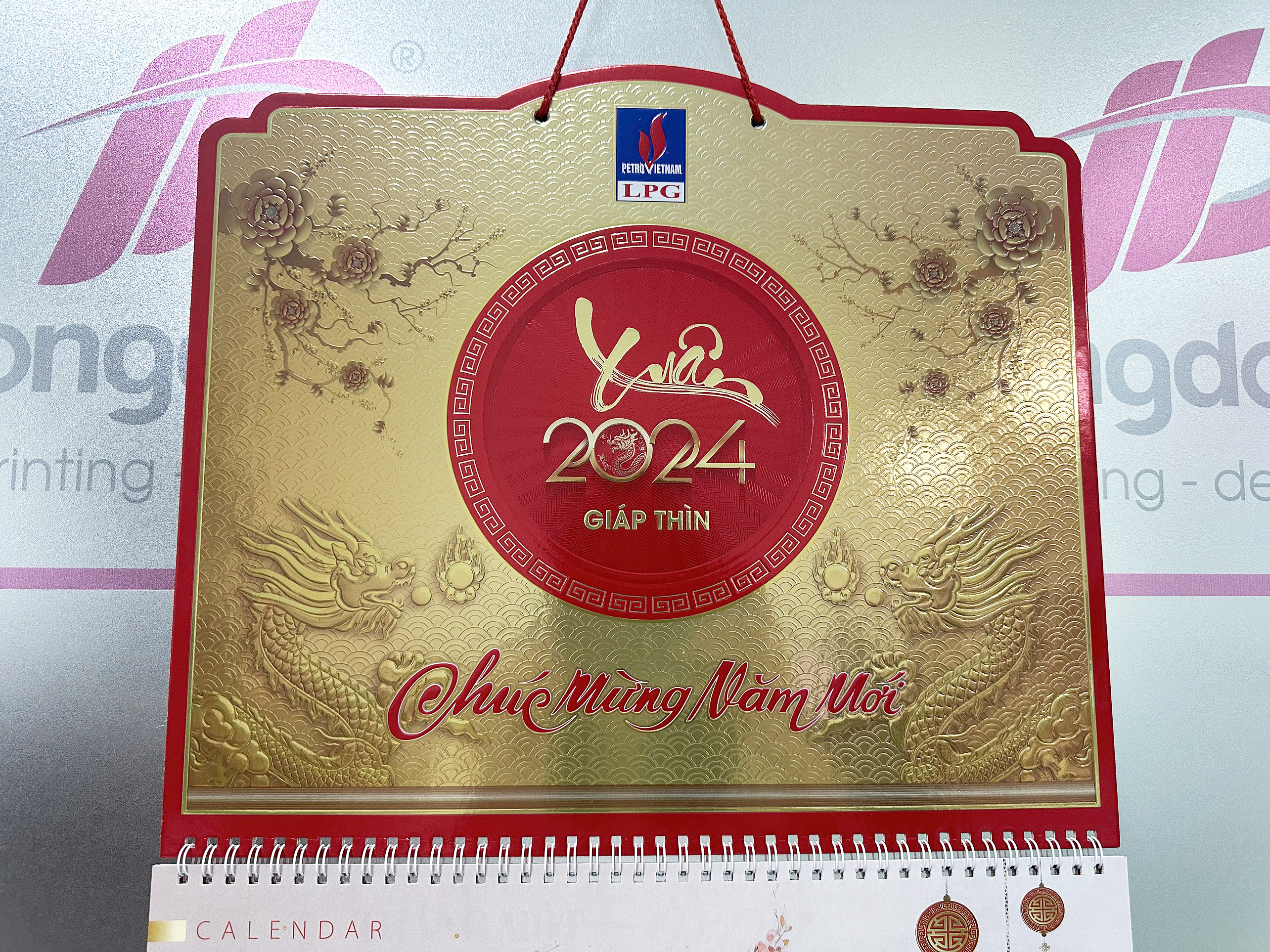 lich-bloc-doc-quyen-theo-yeu-cau-cong-ty-lpg-2-