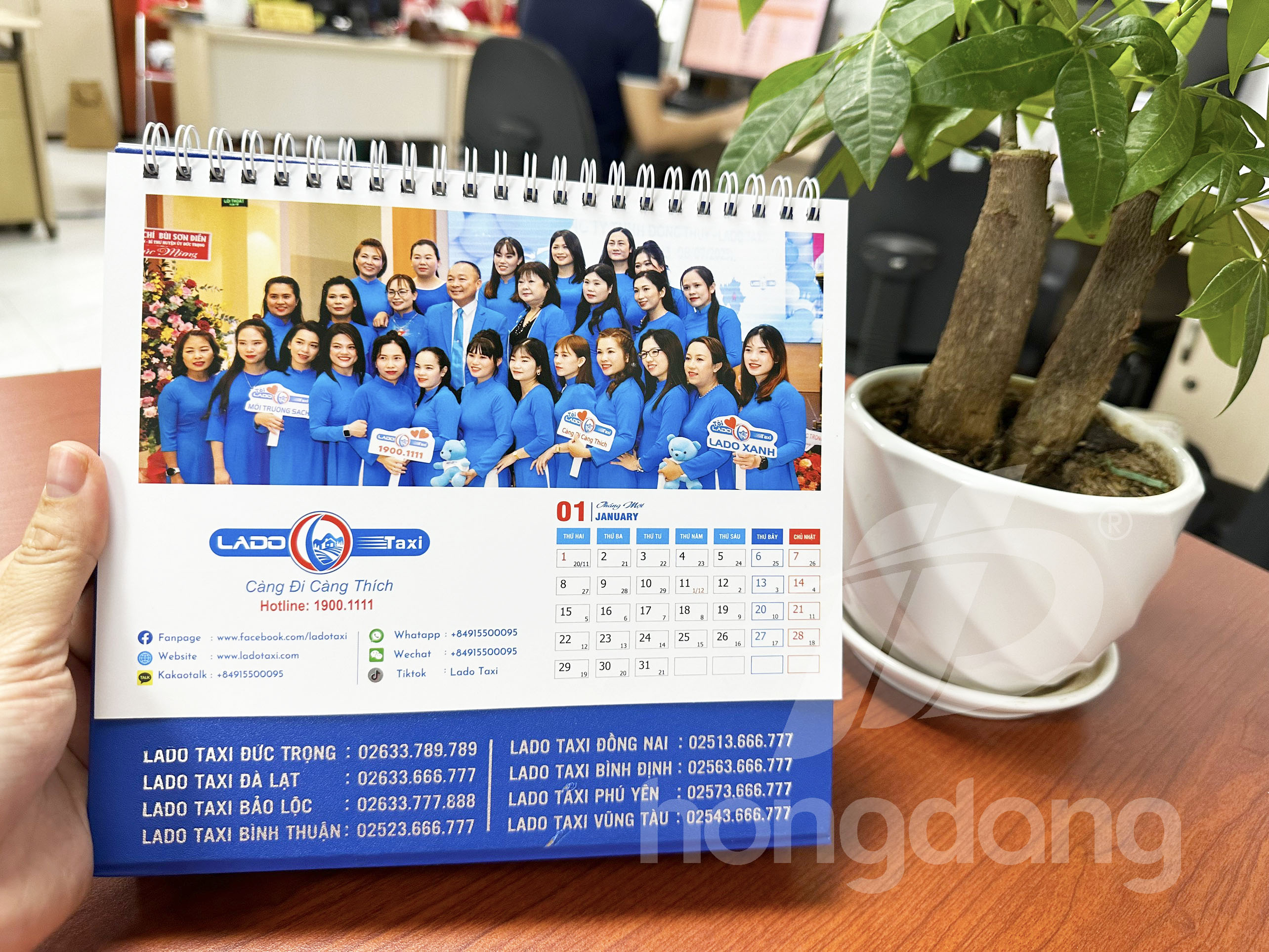 lich-de-ban-doc-quyen-lado-taxi-15-