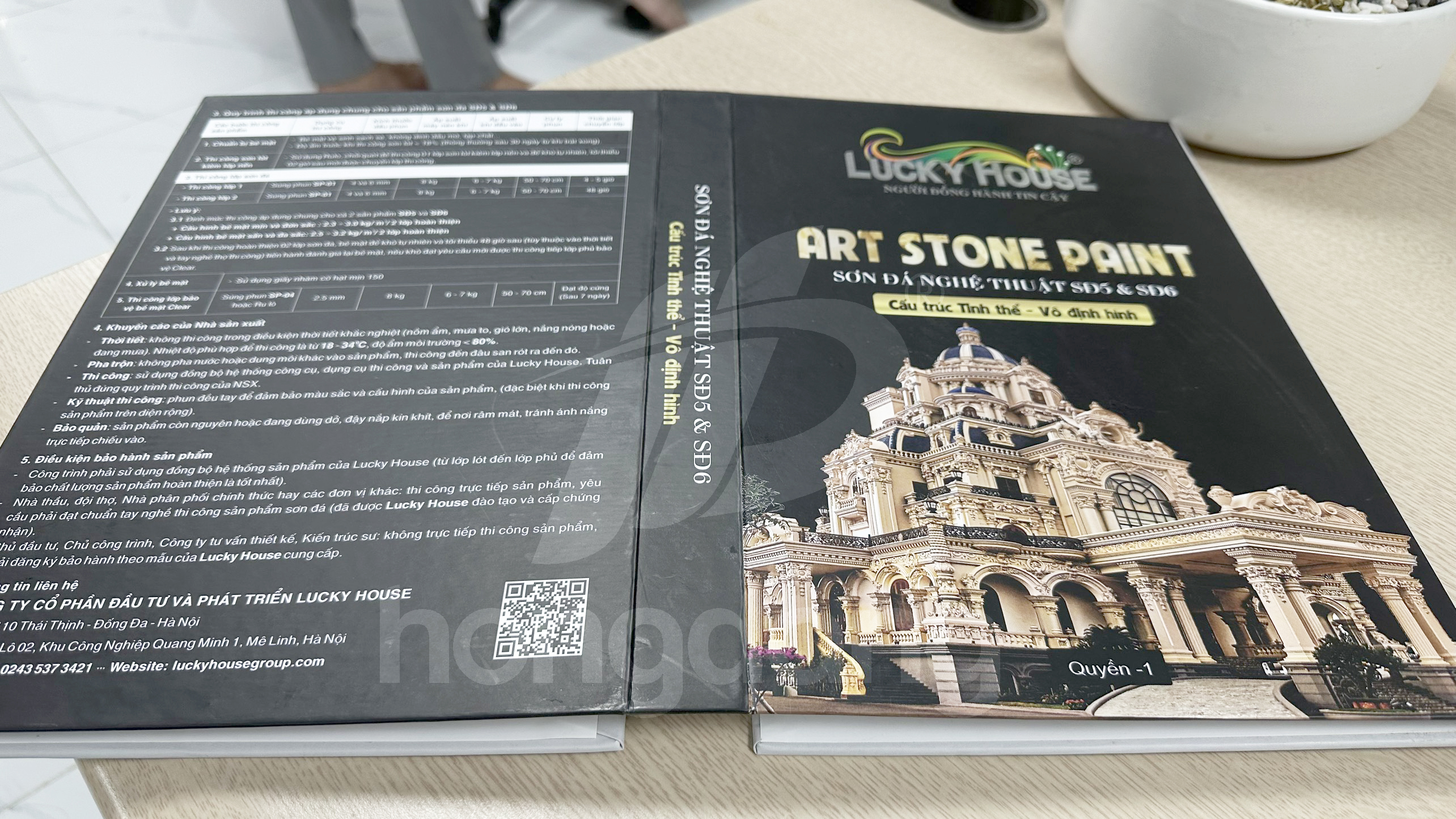 mau-catalogue-bia-cung-son-da-nghe-thuat-lucky-house-10-