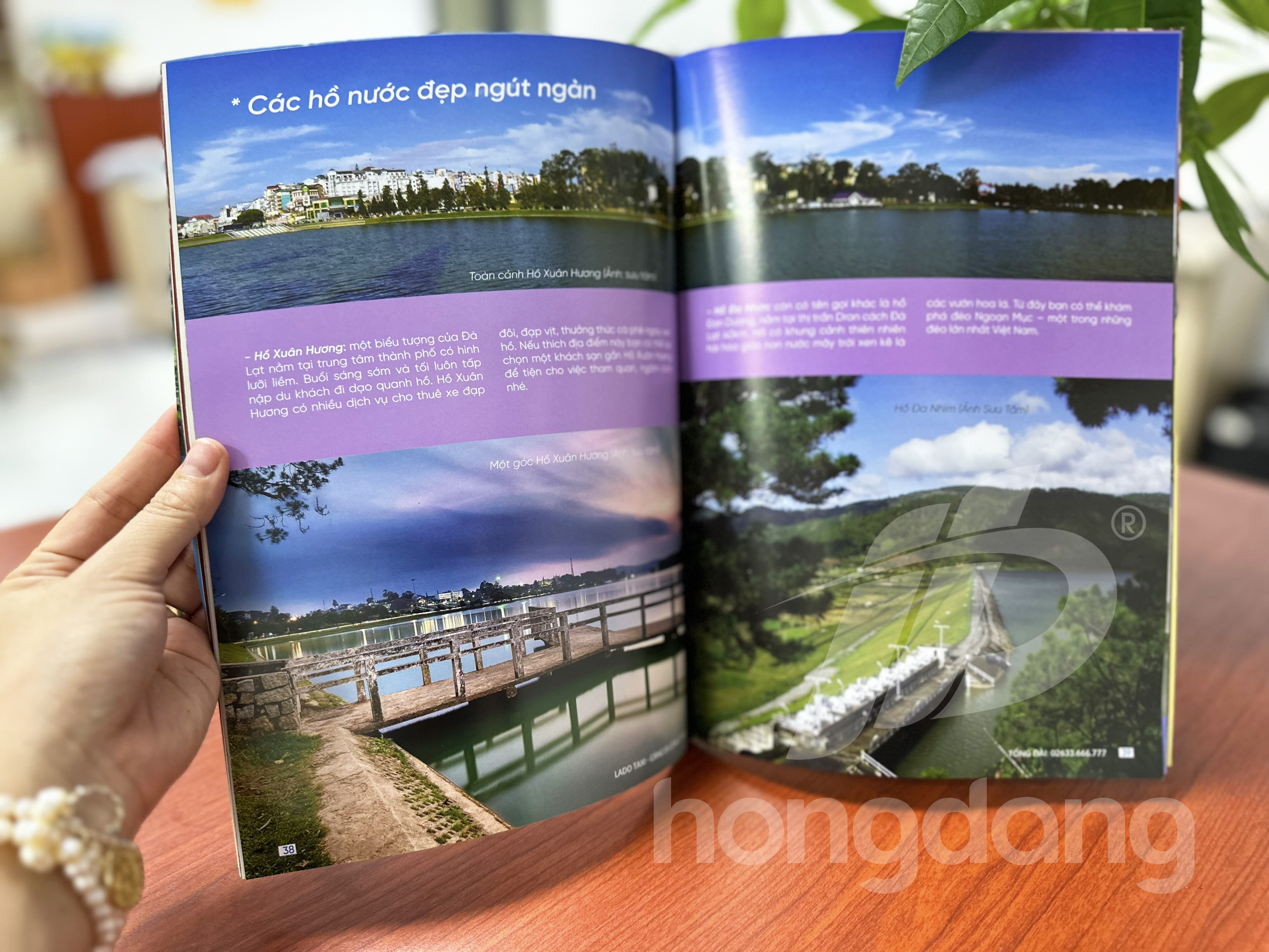 mau-catalogue-du-lich-17-