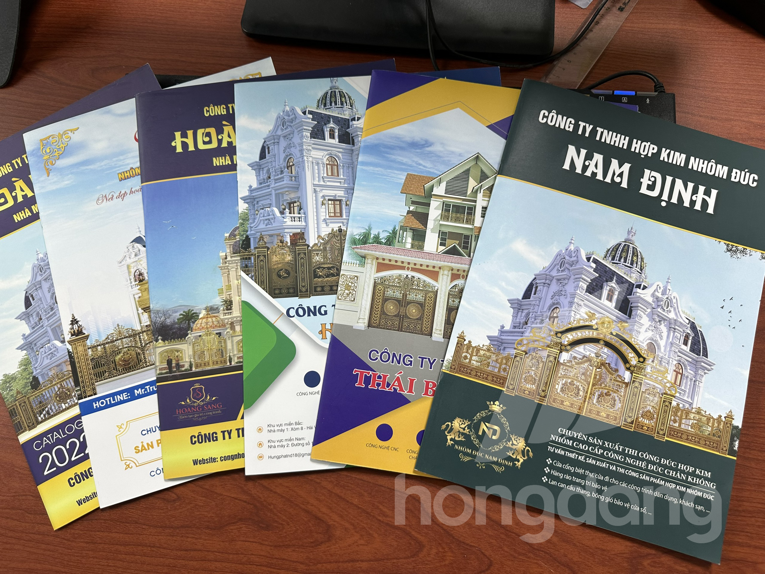 mau-catalogue-ngoai-that-nhom-duc-nghe-thuat-8-