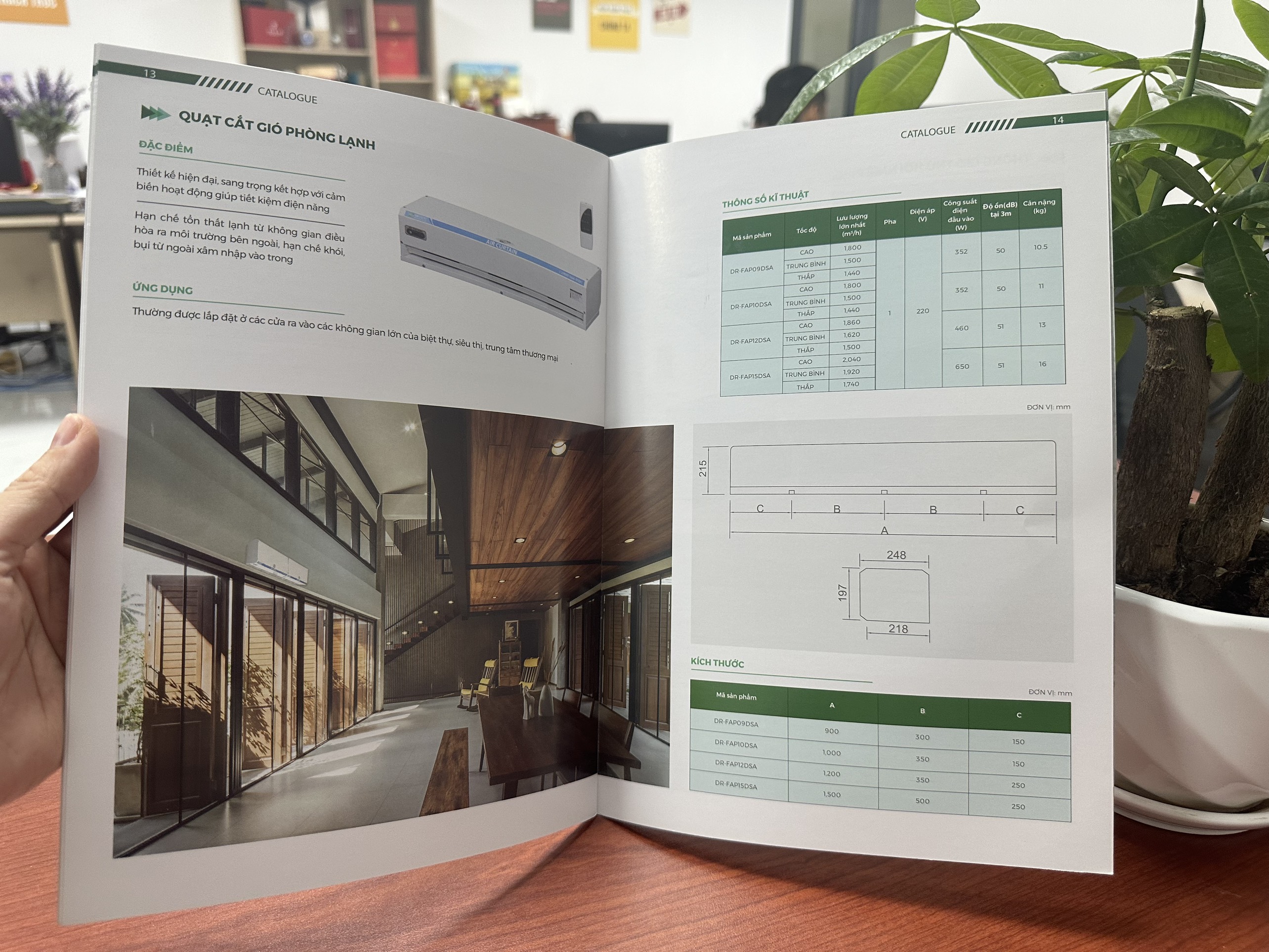 mau-catalogue-san-pham-thiet-bi-thong-gio-1-