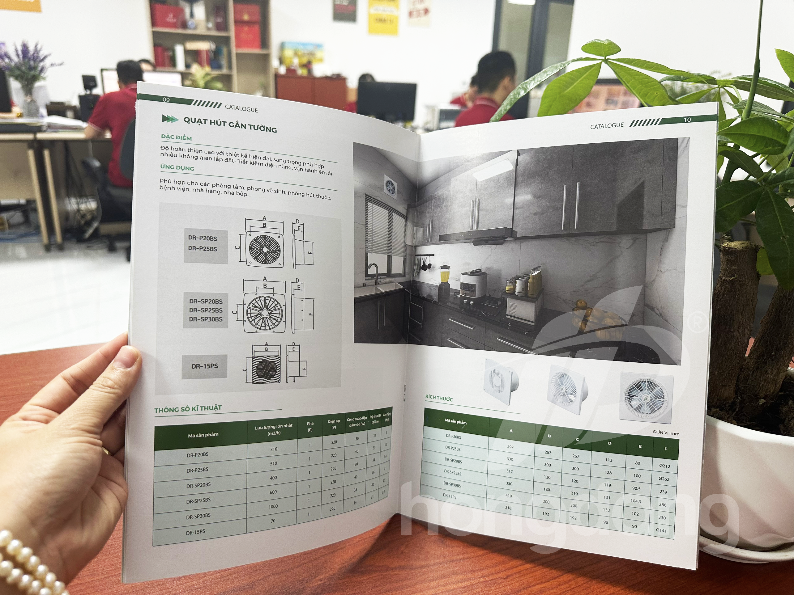 mau-catalogue-san-pham-thiet-bi-thong-gio-2-