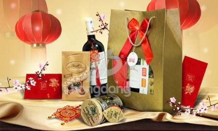 Túi giấy đựng quà tết đẹp